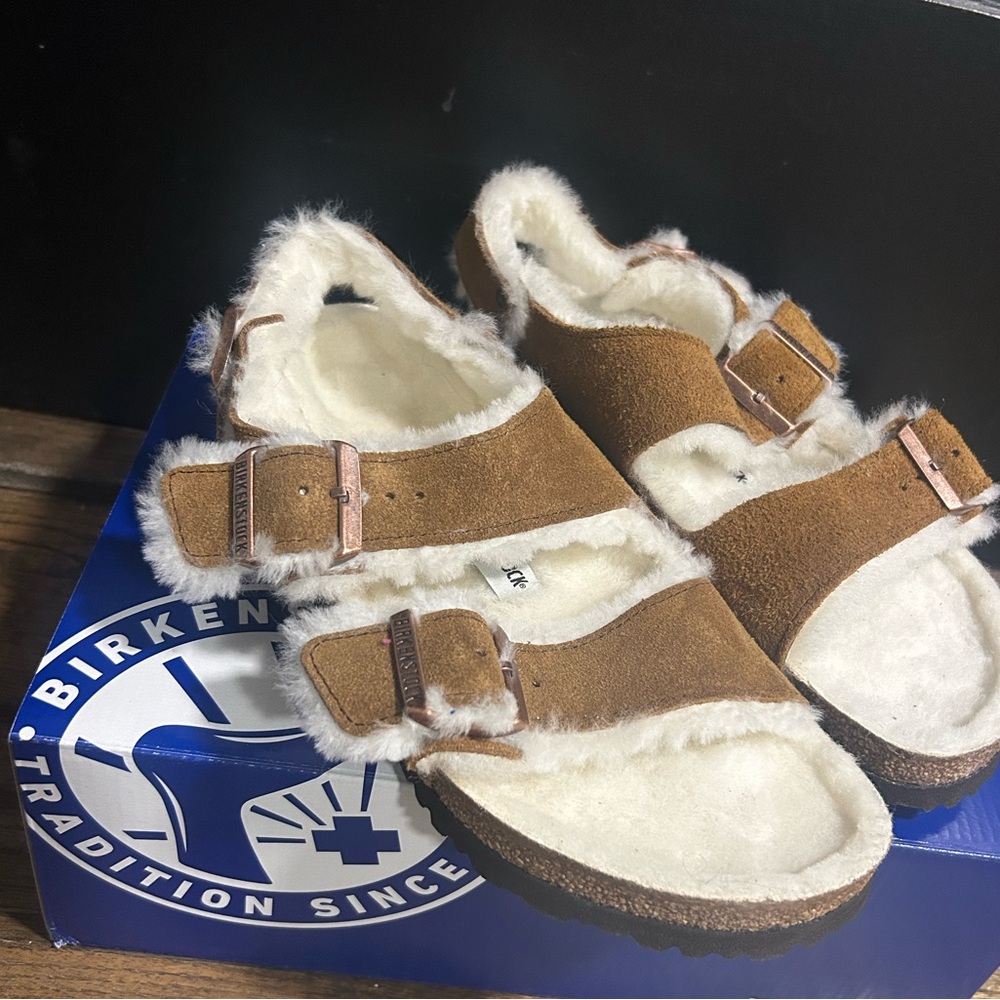 Brand new shearling Milano Birkenstock sandals
